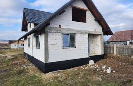 Casa individuala,cu 4 camere, 135 mp utili,Totoi