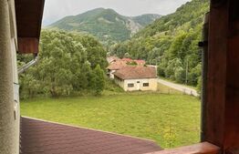 Casa de vacanta, cu 5 camere, 100 mp utili, Alba-Iulia