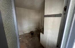 Casa cu 4 camere, 1 bucătărie, 1baie, pivniță, living 207 mp utili.