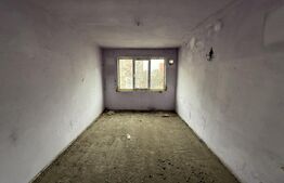 Bloc cu 2 etaje, aflat în zona centrală a orașului Cugir