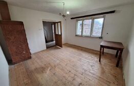 Casa individuala, 2 camere, 85 mp, zona Cugir