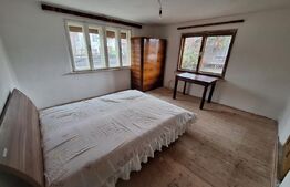 Casa individuala, 2 camere, 85 mp, zona Cugir