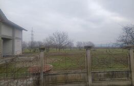 Casa Individuala in satul INOC in zona linistita