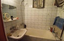 Apartament de vanzare, cu 2 camere, 42 mp, zona Cetate