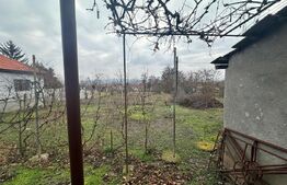 Casă cu anexă 7 camere (Teiuș), 1 bucutarie, 1 baie, 1 living, gradina.