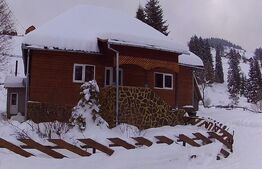 Pensiune doua Corpuri  12 camere 7 bai teren 1400 Zona Arieseni