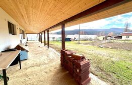 Casa individuala cu terasa si garaj,teren 1750 mp-Sard