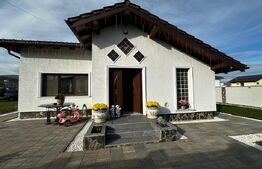 Casa Individuala,  Teren 1300 mp, zona Alba - Micesti