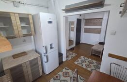 Apartament de vânzare cu 2 camere, decomandat – Zona Industrială