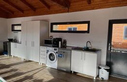 Cabana de vânzare, 10 camere cu baie proprie fiecare, 270 mp, pe Transapuseana