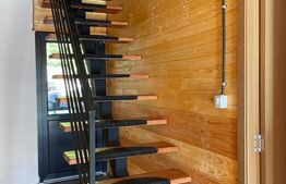 Cabana de vânzare, 10 camere cu baie proprie fiecare, 270 mp, pe Transapuseana