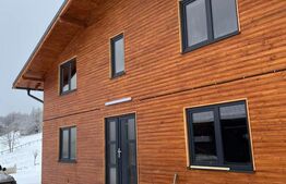 Cabana de vânzare, 10 camere cu baie proprie fiecare, 270 mp, pe Transapuseana