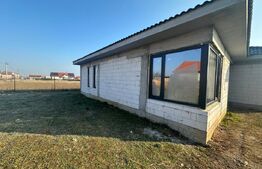 Casă de vânzare in TEIUS, 3 camere, 1 baie, 111 mp utili, mansardabil 40mp.