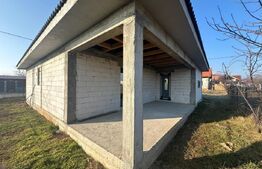 Casă de vânzare in TEIUS, 3 camere, 1 baie, 111 mp utili, mansardabil 40mp.