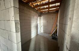 Casă de vânzare in TEIUS, 3 camere, 1 baie, 111 mp utili, mansardabil 40mp.