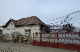 Casă cu Potențial de Extindere, Teren Generos 2304 mp, utilități complete – Aiud