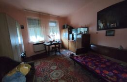 Casă cu Potențial de Extindere, Teren Generos 2304 mp, utilități complete – Aiud