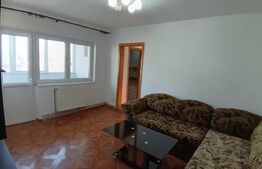 Apartament 3 camere etaj intermediar, zona Bulevardul Transilvaniei.