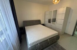 Apartament de Inchiriat cu 3 camere, 97 mp, loc de parcare, zona Cetate