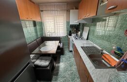 Apartament cu 3 camere, 60 mp, zona cetate