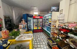 Spatiu Comercial de vanzare, 7 incaperi, 79mp, zona Cetate