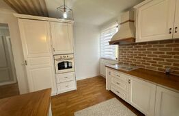 Apartament de Inchiriat, 3 camere+mansarda 110 mp, 2 loc de parcare, zona Schit 