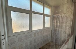 Apartament cu 3 camere, 56 mp, zona Carolina Mall