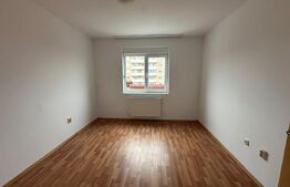 Apartament 3 camere, 61 mp, zona Cetate