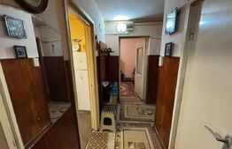 Apartament cu 3 camere, 60 mp, zona Cetate