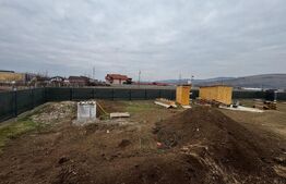 Casă la roșu cu 4 camere, 1134 mp teren, zona Bărăbant