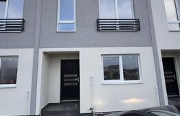 Casă înșiruită cu 3 camere, zona Ampoi 3