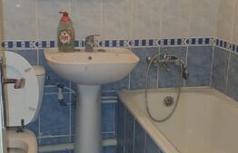 Apartament 3 camere, 80 mp, balcon închis, Blaj