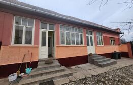 Casa individuala,cu 3 camere, 1100 mp teren,Ighiu