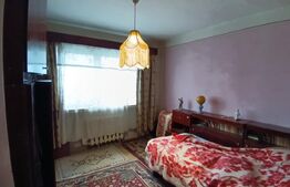 Apartament de vanzare, 3 camere, 65 mp, etaj Intermediar, zona Cetate
