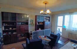 Apartament de vanzare, 3 camere, 65 mp, etaj Intermediar, zona Cetate