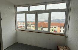 Apartament de vanzare cu 2 camere in Cugir, 49 mp+ pivnita