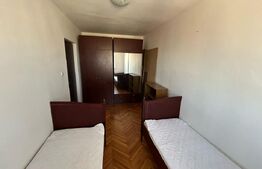 Apartament 4 camere, 55 mp decomandat, zona Cetate