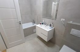 Casa 131 mp utili  3 camere 2 bai living bucatarie  teren 468 mp zona Cetate