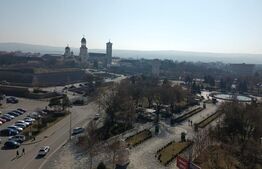 Apartament cu 2 camere, 50 mp, decomandat, zona Cetate