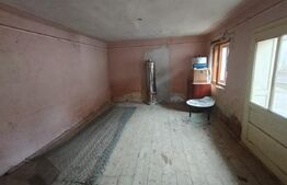 Casa renovabila 5 camere baie si anexe 2800 mp teren in   Pianu de Sus