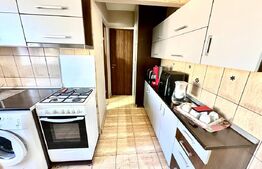 Apartament de 3 camere în Sebeș, 62 mp, cu boxă de 20 mp și aer condiționat.