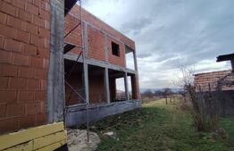 Casa individuala, 5 camere, 350 mp, zona Sard