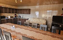 Casă spațioasă, 5 camere, 120 mp. zona Vadul Moților 