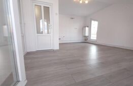 Spațiu de închiriat în zona Cetate - Piata, 15 mp