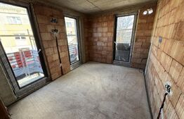 Apartament 3 camere , 101 mp , Scara interioară si Terasa , Zona - Cetate 