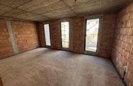 Apartament 3 camere , 101 mp , Scara interioară si Terasa , Zona - Cetate 