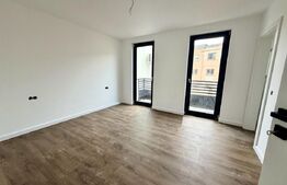 Apartament 3 camere , 101 mp , Scara interioară si Terasa , Zona - Cetate 