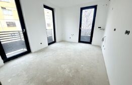 Apartament 3 camere , 101 mp , Scara interioară si Terasa , Zona - Cetate 
