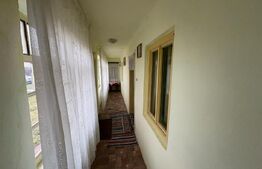 Casa individuala 57mp si anexe, 1000mp teren in Obreja