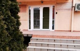 Spatiu comercial de vanzare, 2 incaperi, 42 mp, zona Piata Cetate